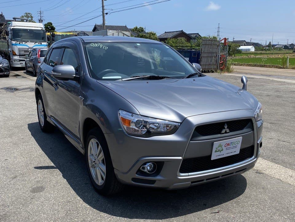 Mitsubishi RVR